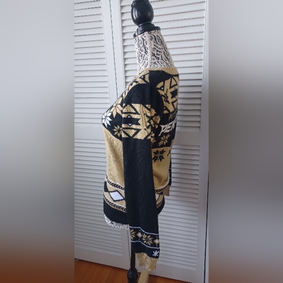 Pittsburg Penguins NHL Small Winter Christmas Holiday Sweater - Picture 2 of 11